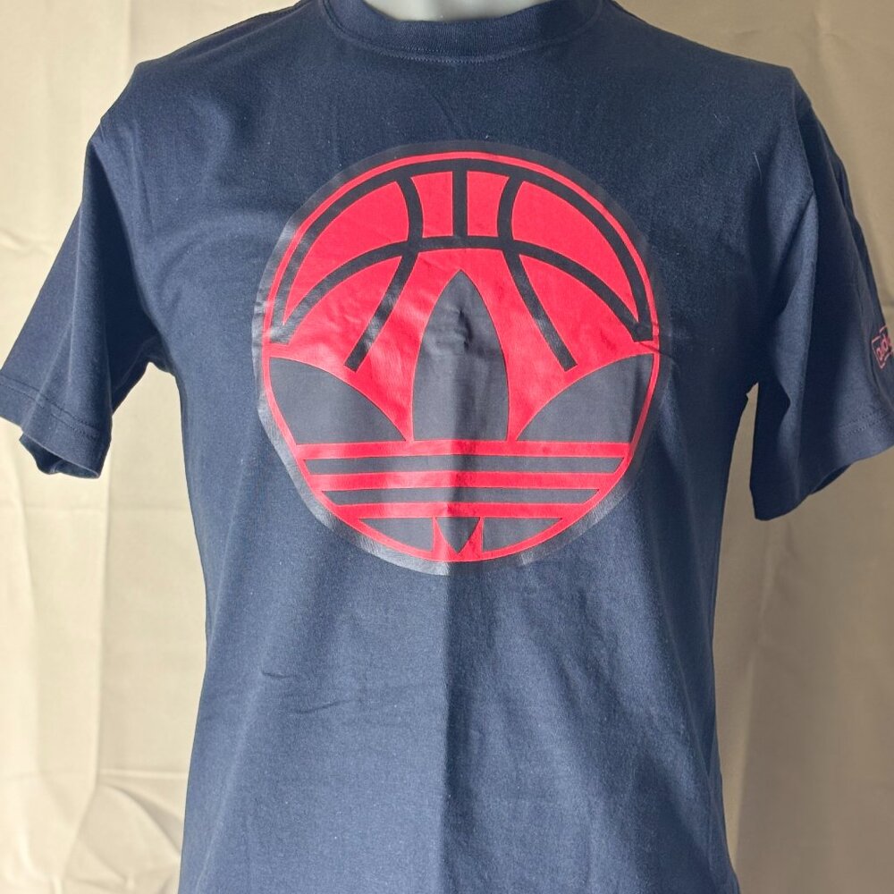Adidas T-Shirt